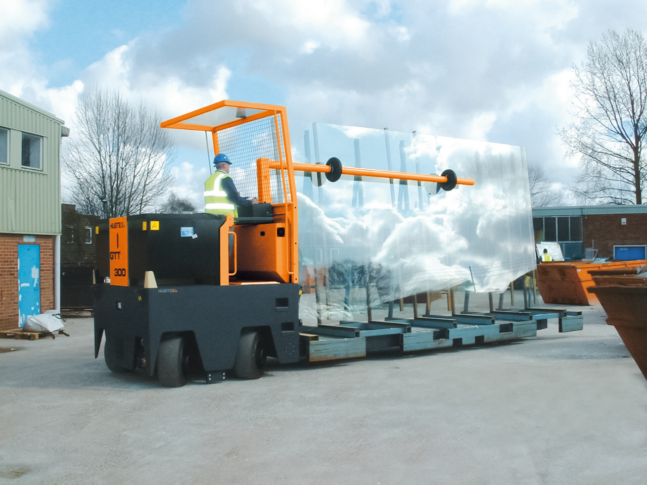 Stanowisko operatora transportera GTT HUBTEX