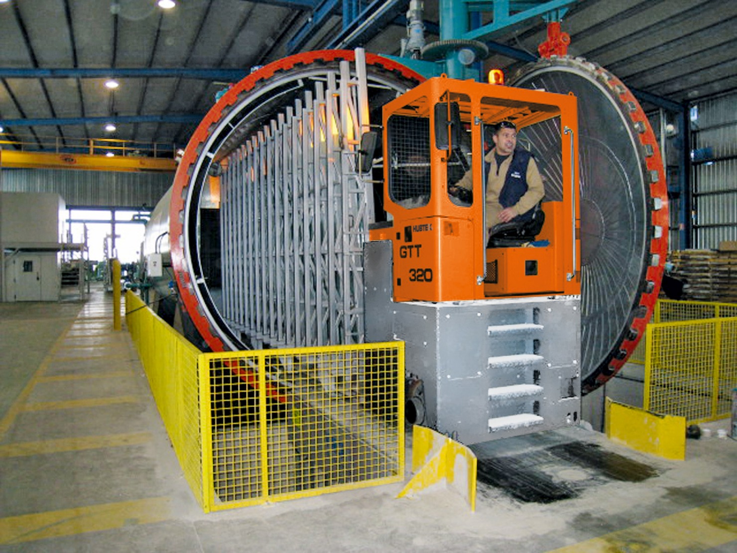 Model GTT HUBTEX 320 z autoklawem