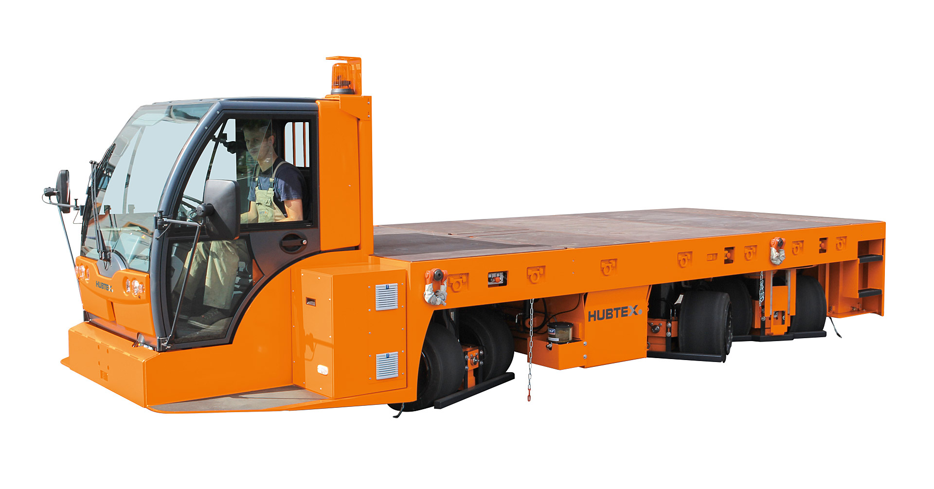 Um transportador de plataforma com cabine de condução da HUBTEX