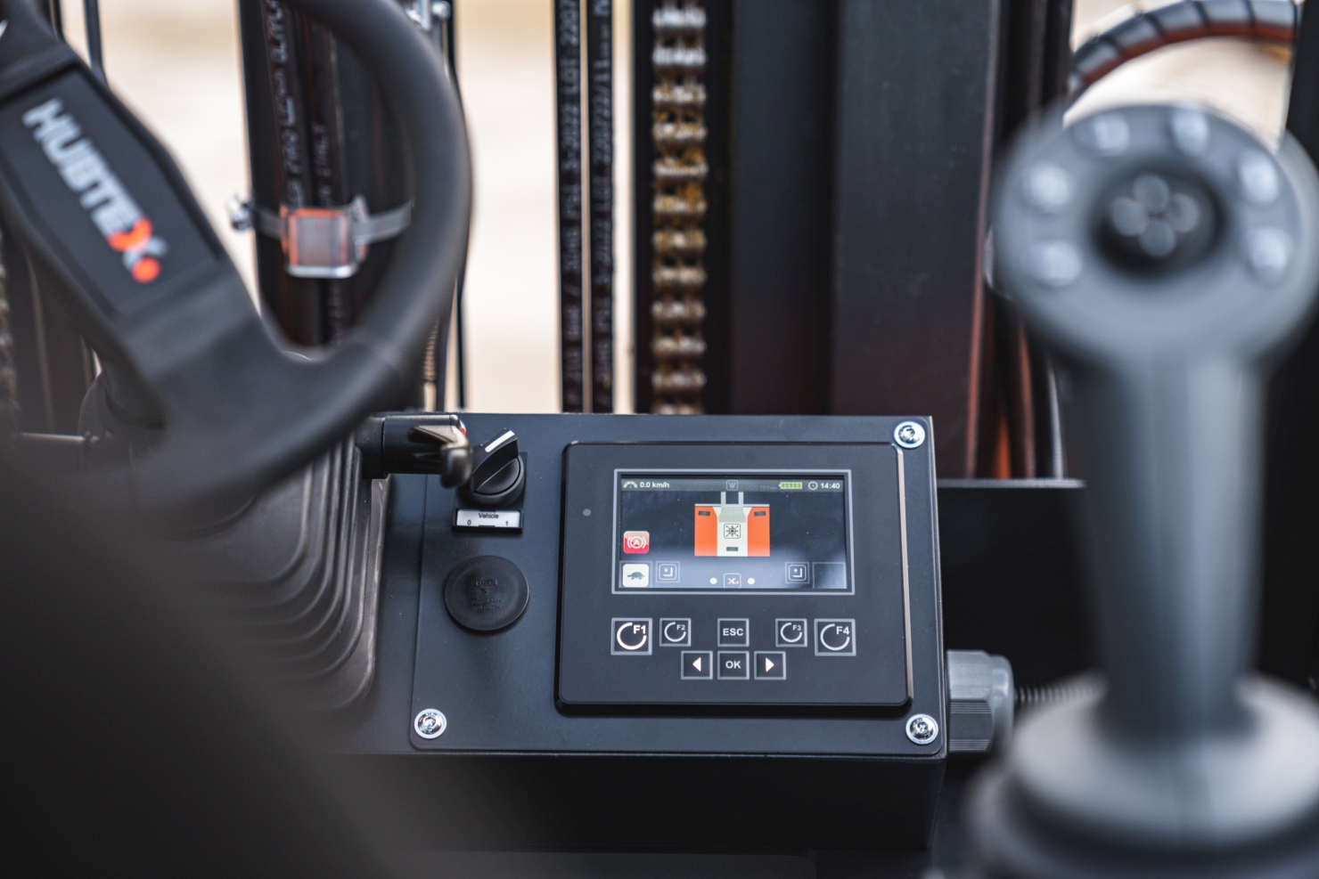 Multidirectional counterbalance forklift truck Flux_HIT (Hubtex Information Terminal) with joystick