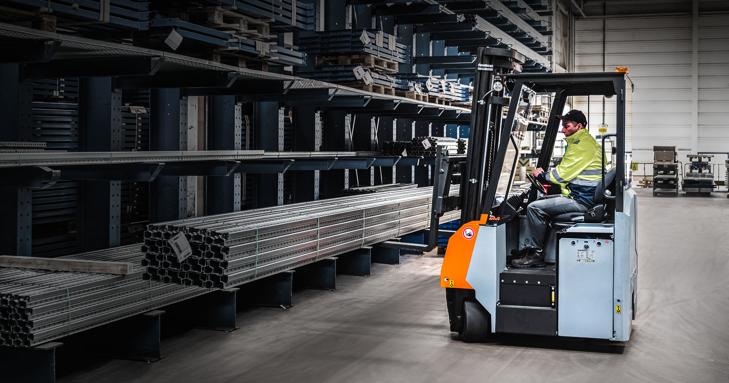 Flux transportiert lange Aluminiumteile