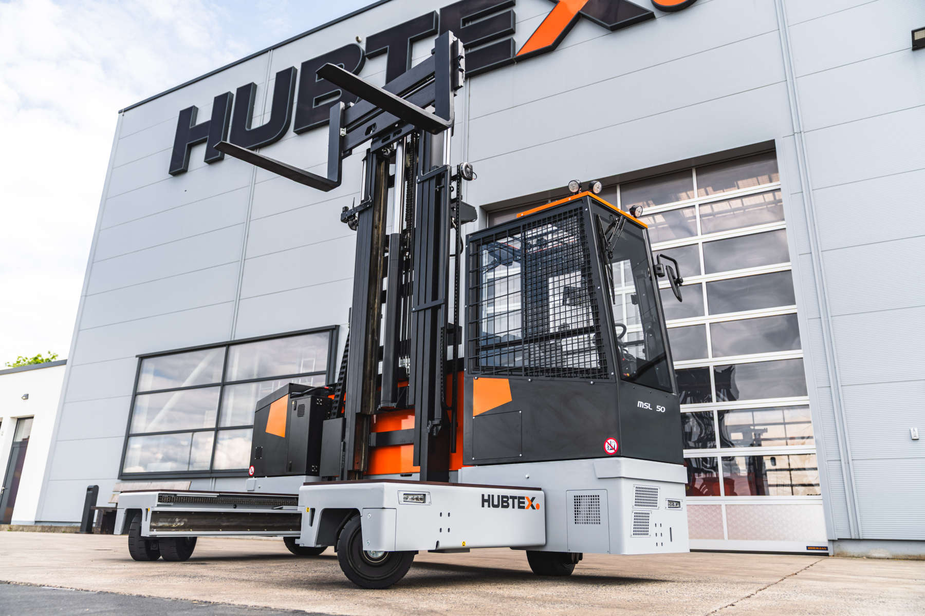 Hubtex MSL Mehrwege Seitenstapler Außengelände