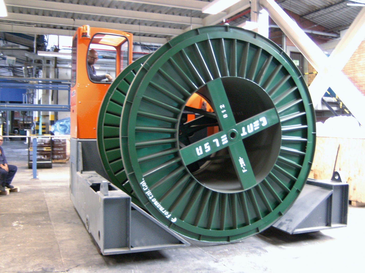 HUBTEX Cable Drum Handling
