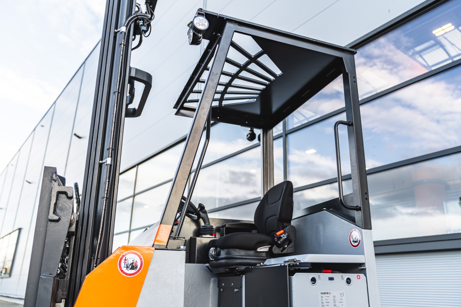 HUBTEX Electric Multidirectional Counterbalance Forklift Cabin