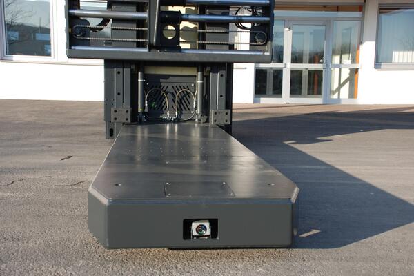 das Kamerasystem zur Überwachung der Gabelzinke bei Lastaufnahme von Glas