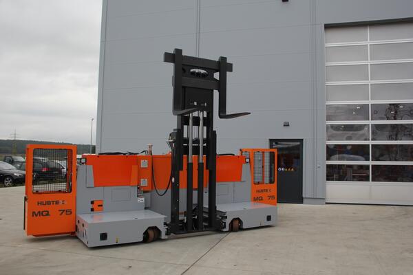 CERN ausgefahrener Hubmast