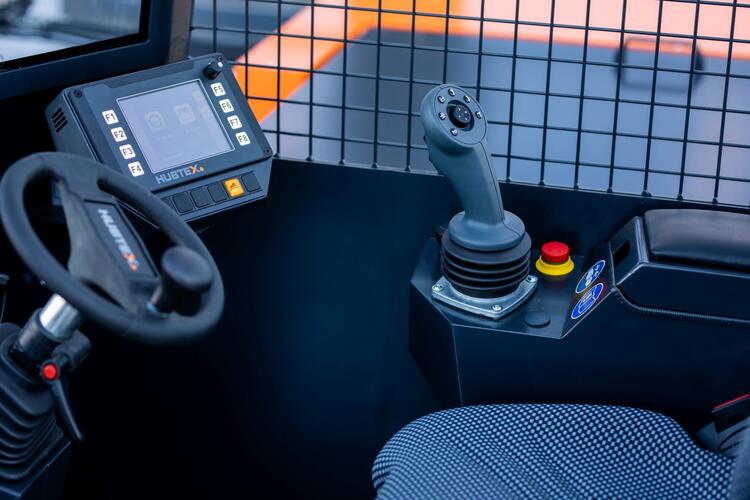 View into the driver’s cab of the FluX 70 from HUBTEX