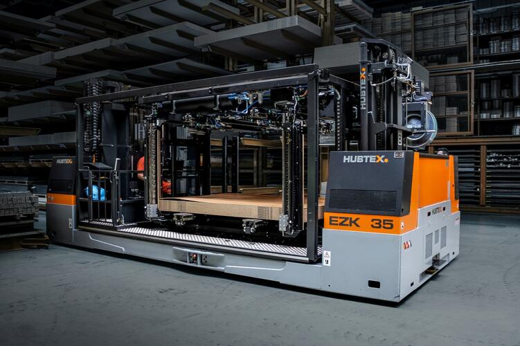The electric two-side order picking platform with vacuum suction technology