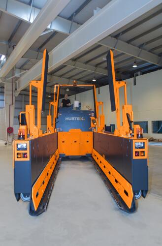 the adjustable load bed of the HUBTEX GTR