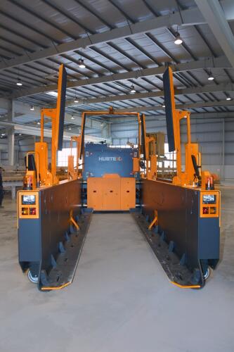 the adjustable load bed of the HUBTEX GTR