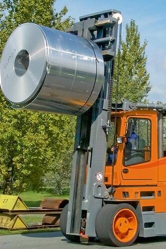 Compact frontlift from HUBTEX