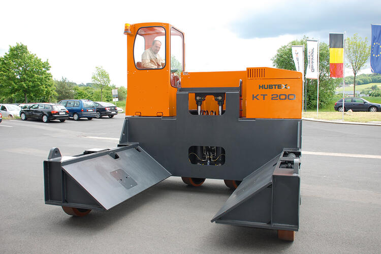 Trommeltransporter mit einer Tragkraft von 20 Tonnen.