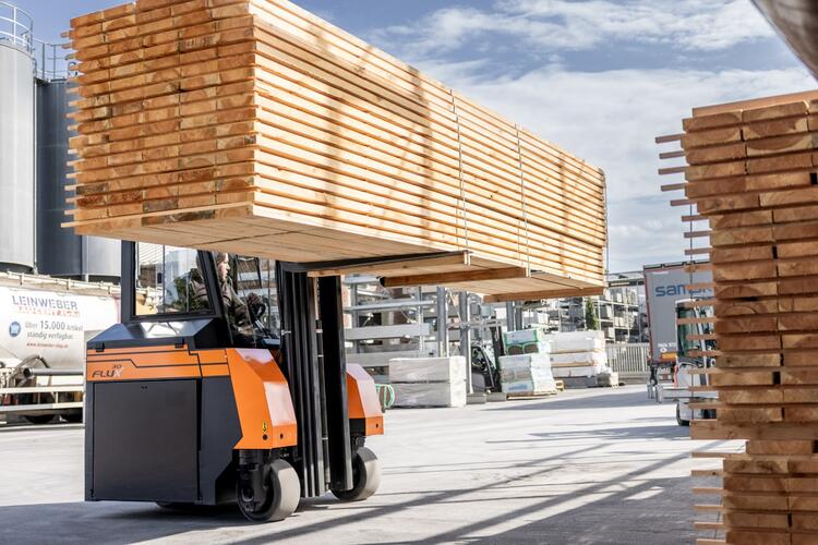 The FLUX 2-in-1 stacker can be used flexibly as a front and side stacker.