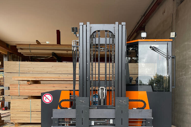 Verschiedene KAmeras sind am Stapler angebracht