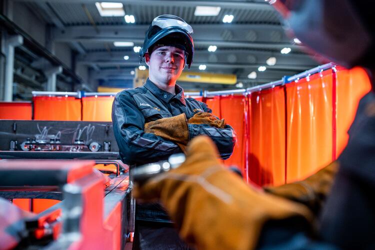 Auszubildender Konstruktionsmechankiker