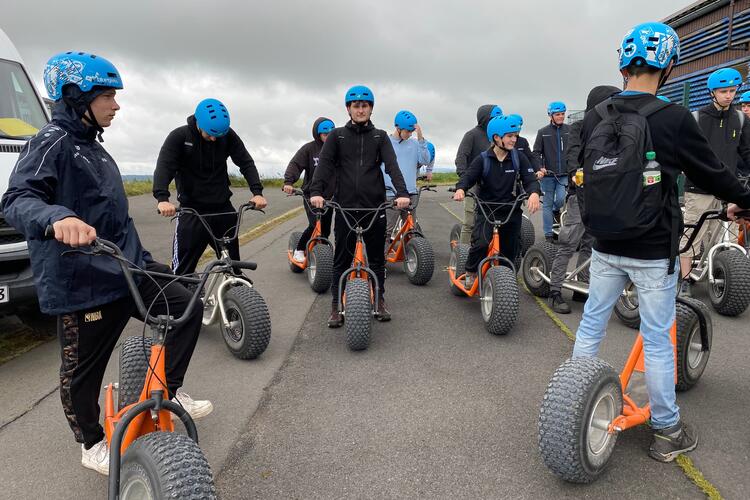 Azubitag - Fahren mit einem Monsterroller