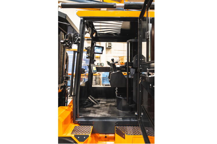 Schwerlast Kompaktstapler Roxx Kabine