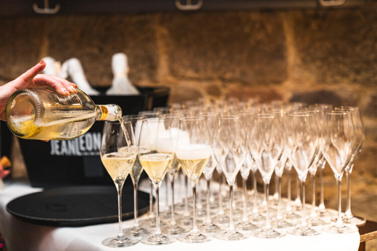 Sektempfang bei Jubilarenehrung