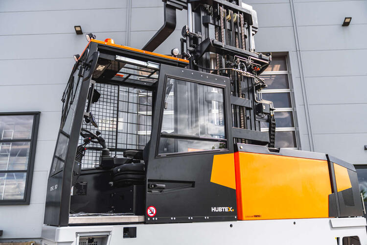 Hubtex MSL Mehrwege Seitenstapler Außengelände