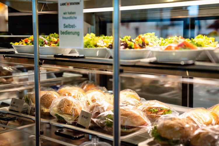 HUBTEX Ladestation_Brötchen