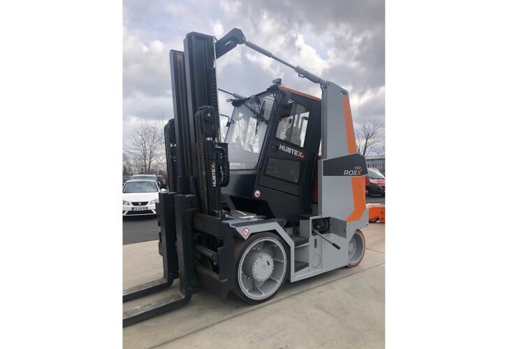 HUBTEX Schwerlast Kompaktstapler mit kippbarer Kabine