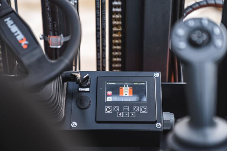 HUBTEX Counterbalance Truck FluX30