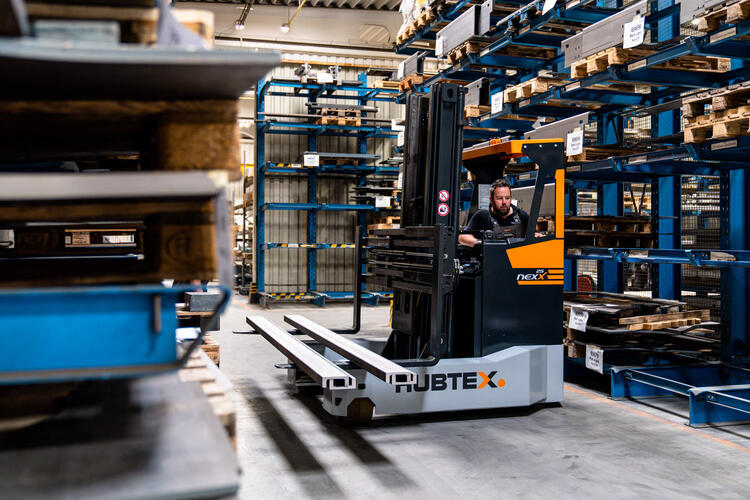 HUBTEX NexX Reach Forklift