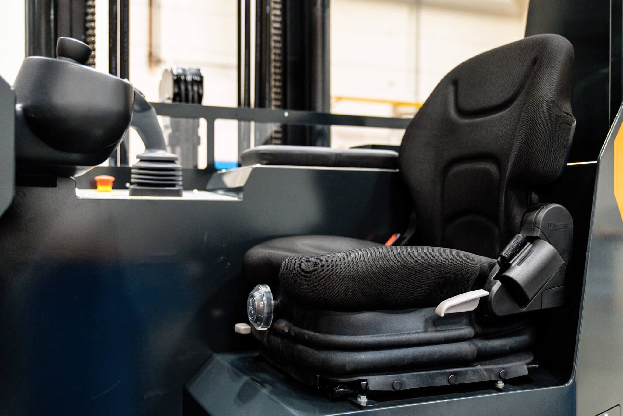 NexX Mehrwege Schubmaststapler