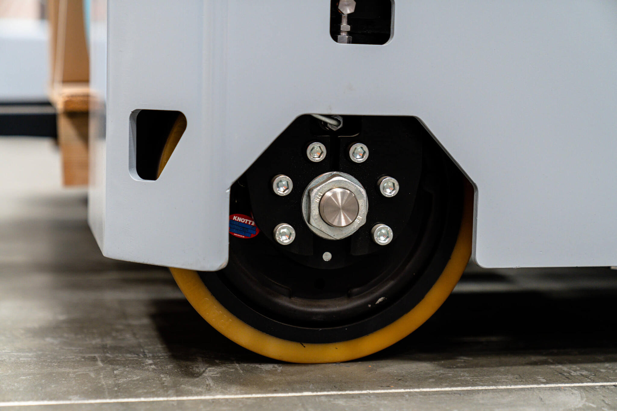 Bereifung des Nexx Mehrwege Schubmaststaplers