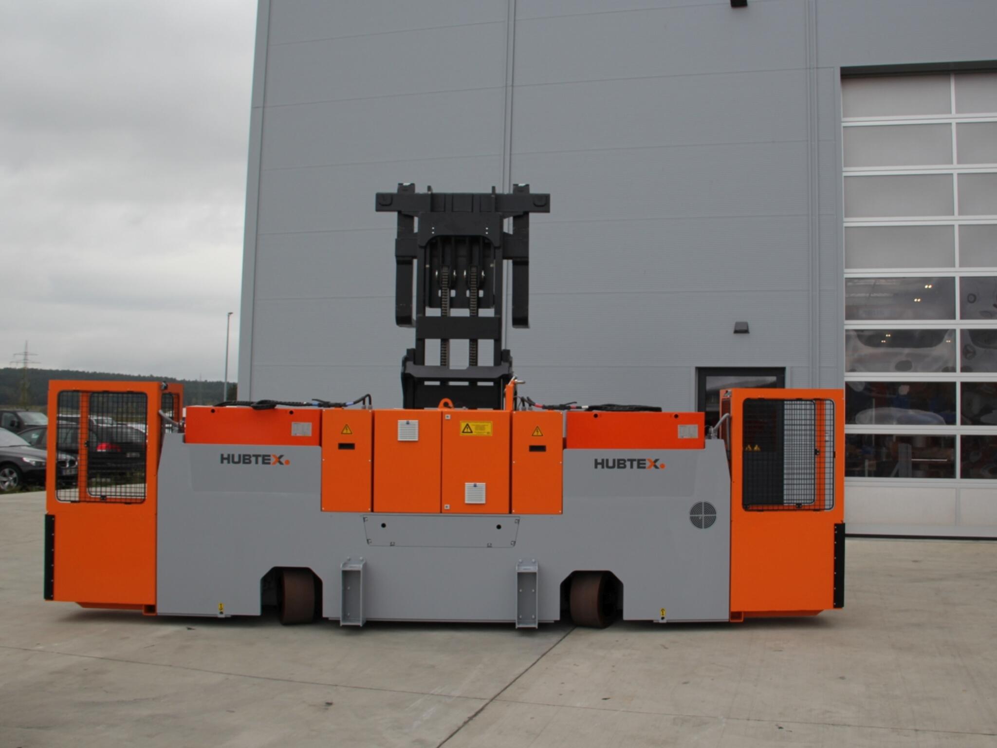 CERN Hinteransicht ausgefahrener Gabelträger