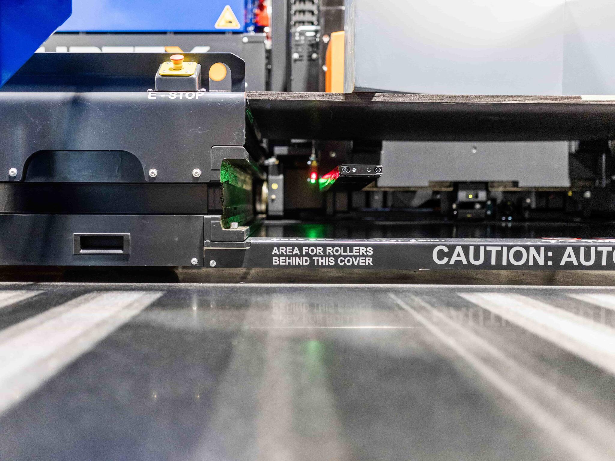 HUBTEX automated sideloader PHOENIX AGV with laser sensor for load detection