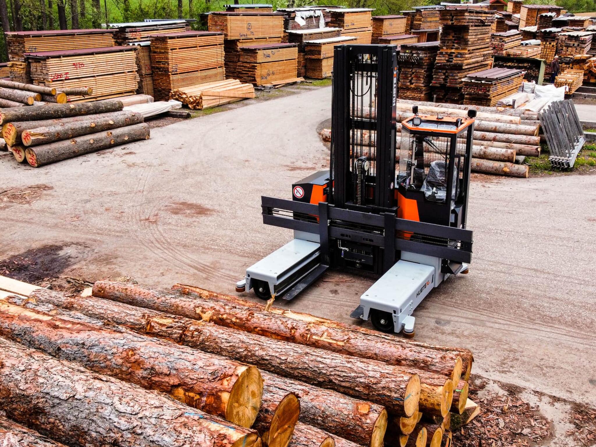 HUBTEX Electric Outdoor Forklift MaxX45