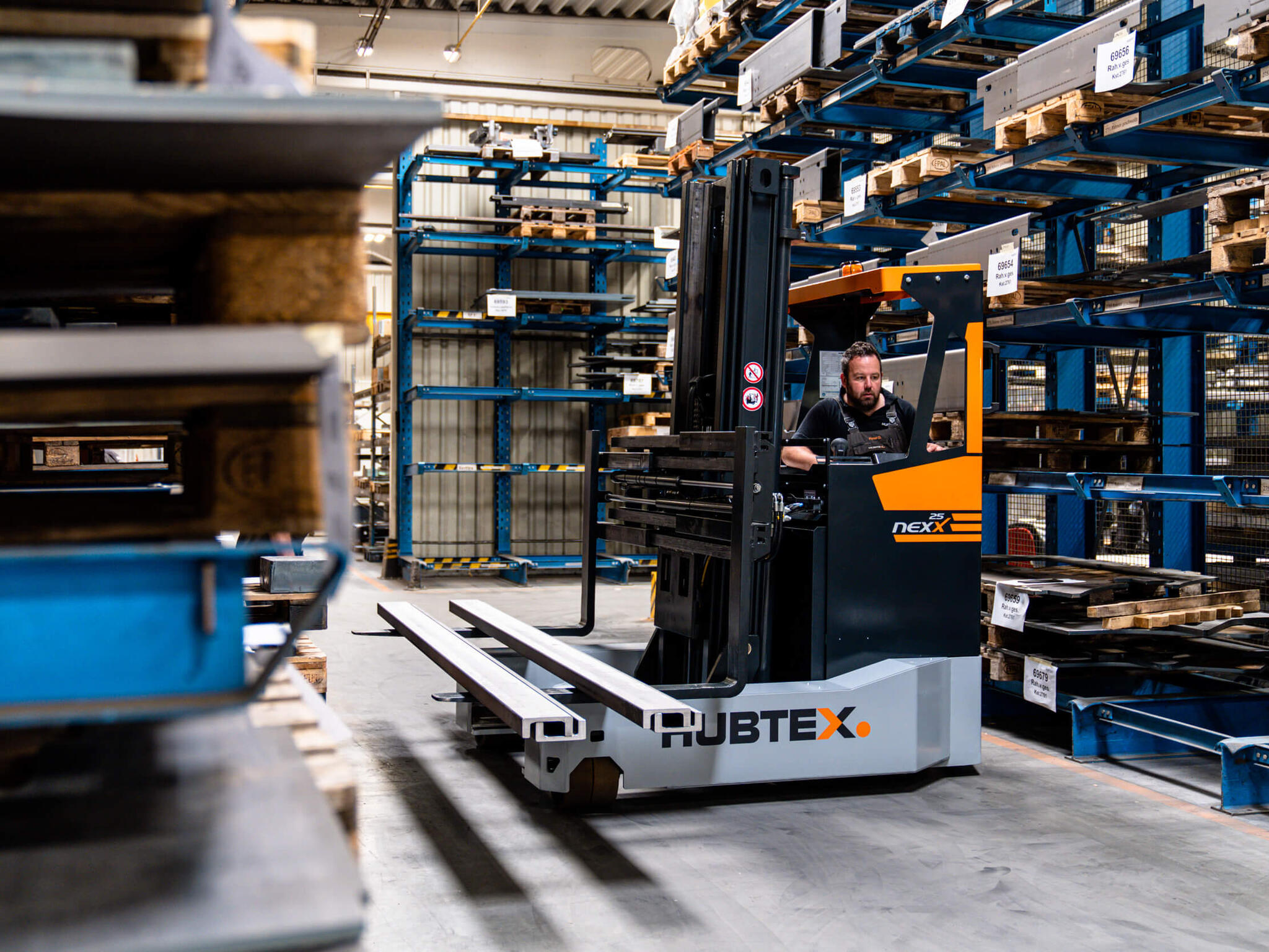 HUBTEX NexX Reach Forklift