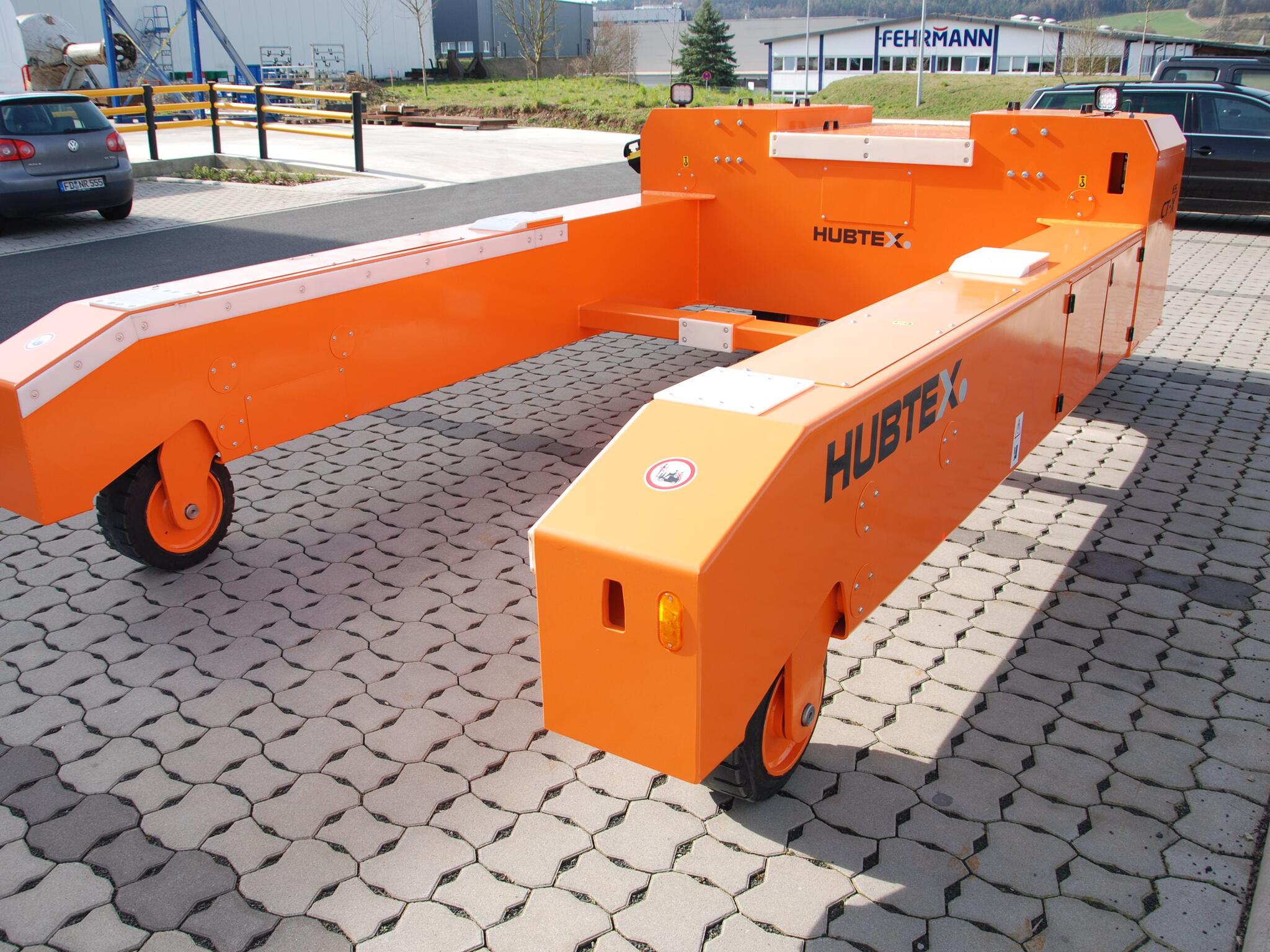 HUBTEX Seewasserzeichen Transporter ohne Ladung