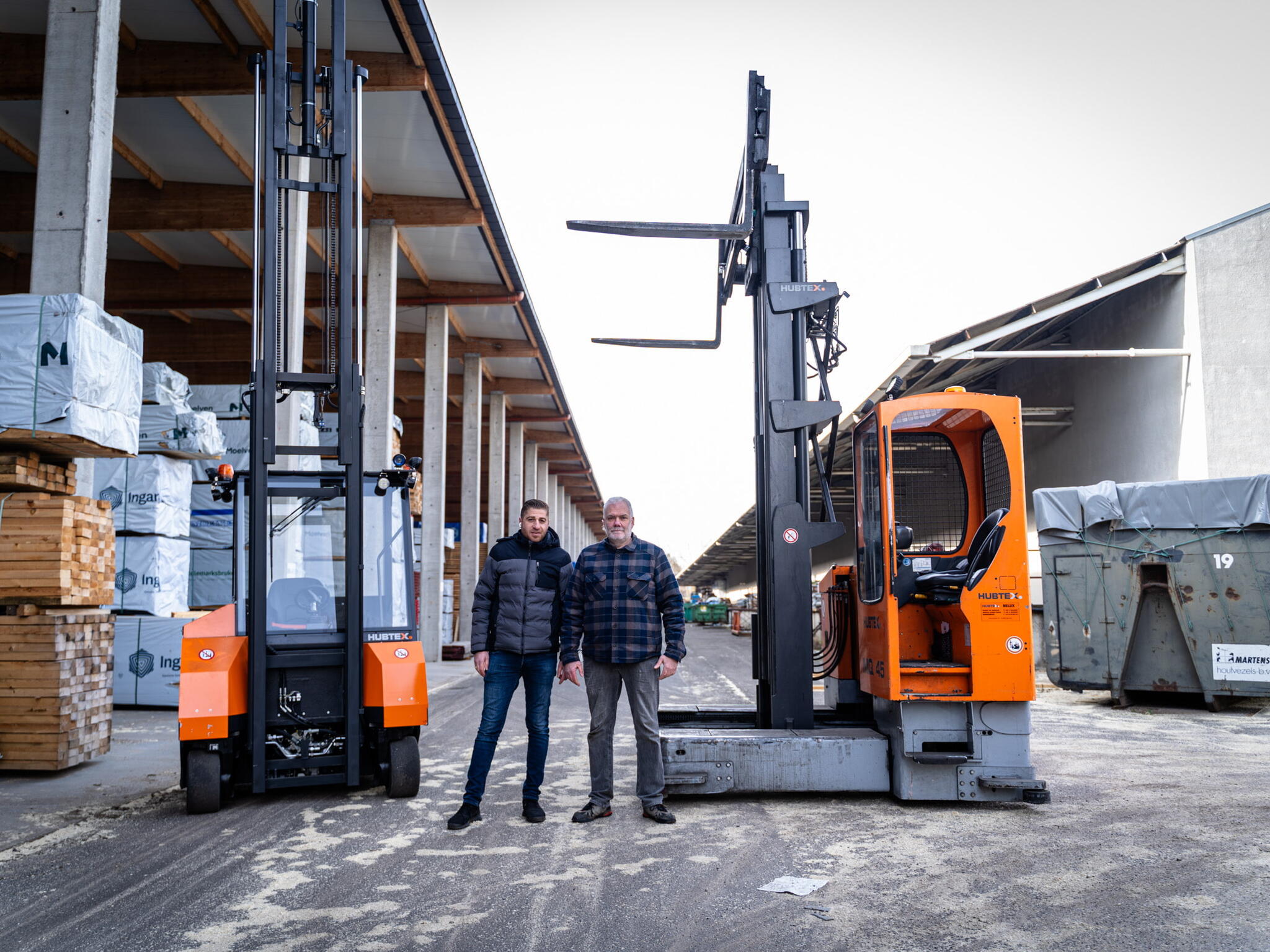 Tigris-Building-Solutions-präsentiert den FLUX 30 &amp; MQ 45 Stapler von HUBTEX.