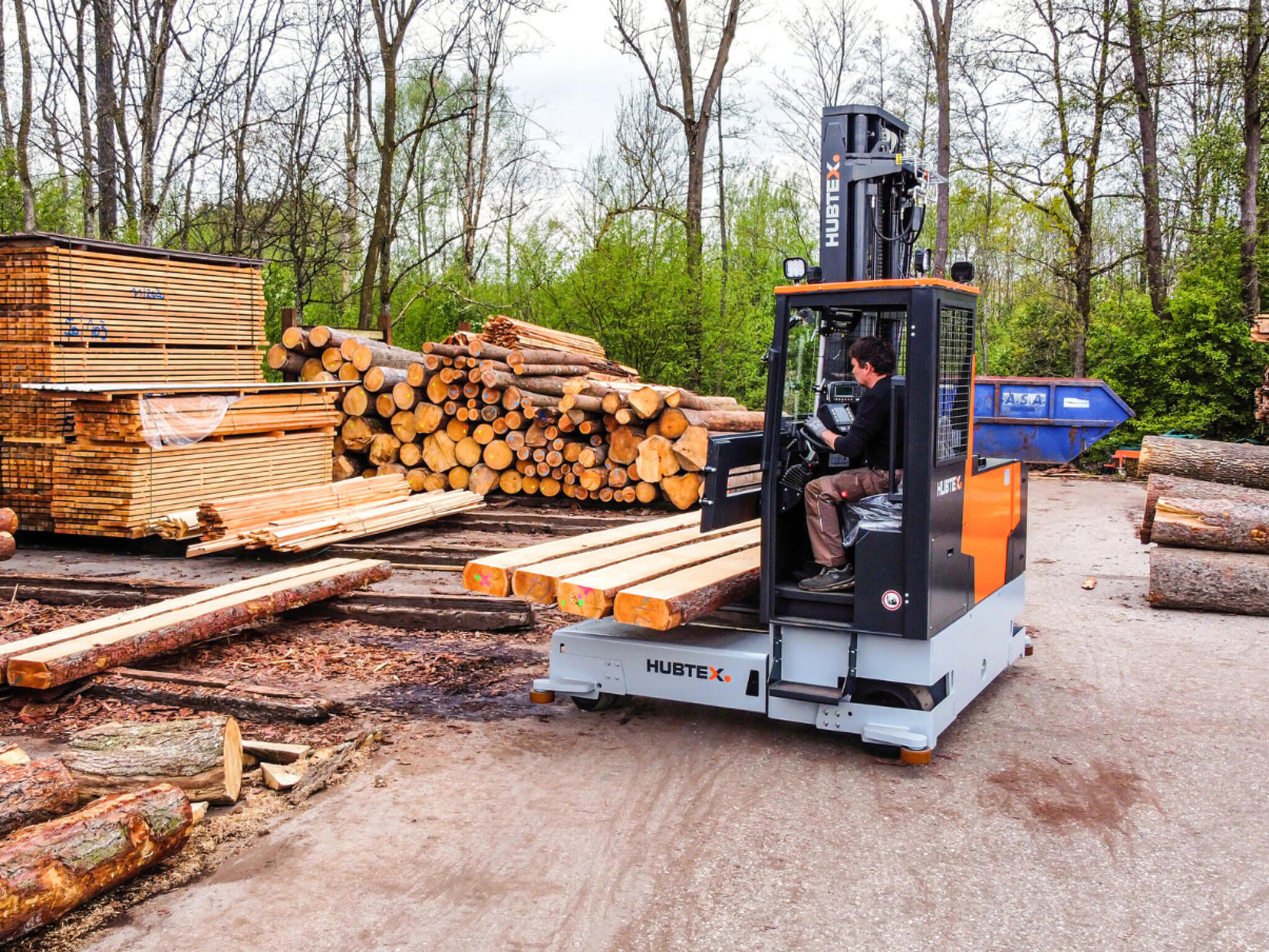 Foto MAXX 45 im Outdooreinsatz