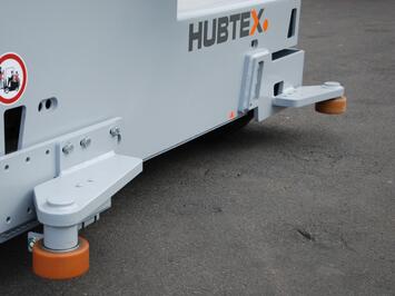 the rail guidance of the HUBTEX BasiX multidirectional sideloader