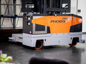Phoenix AGV von HUBTEX im Einsatz