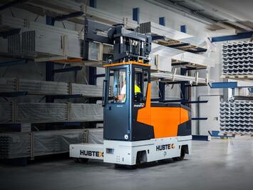 Phoenix ESTL multidirectionele vorkheftruck in de bouwmaterialenhandel