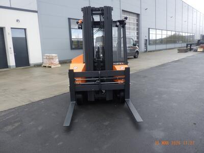 Used HUBTEX multidirectional counterbalance forklift FLUX 30, machine 71967