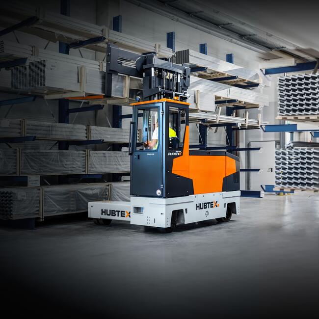 Phoenix ESTL Mehrwegestapler im Baustoffhandel