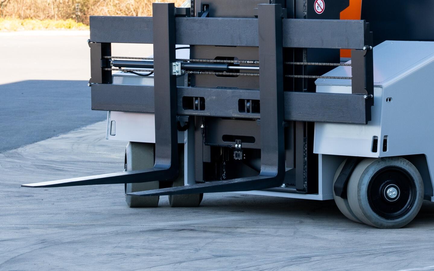 Fork carriage of the FluX 70 is available in different versions