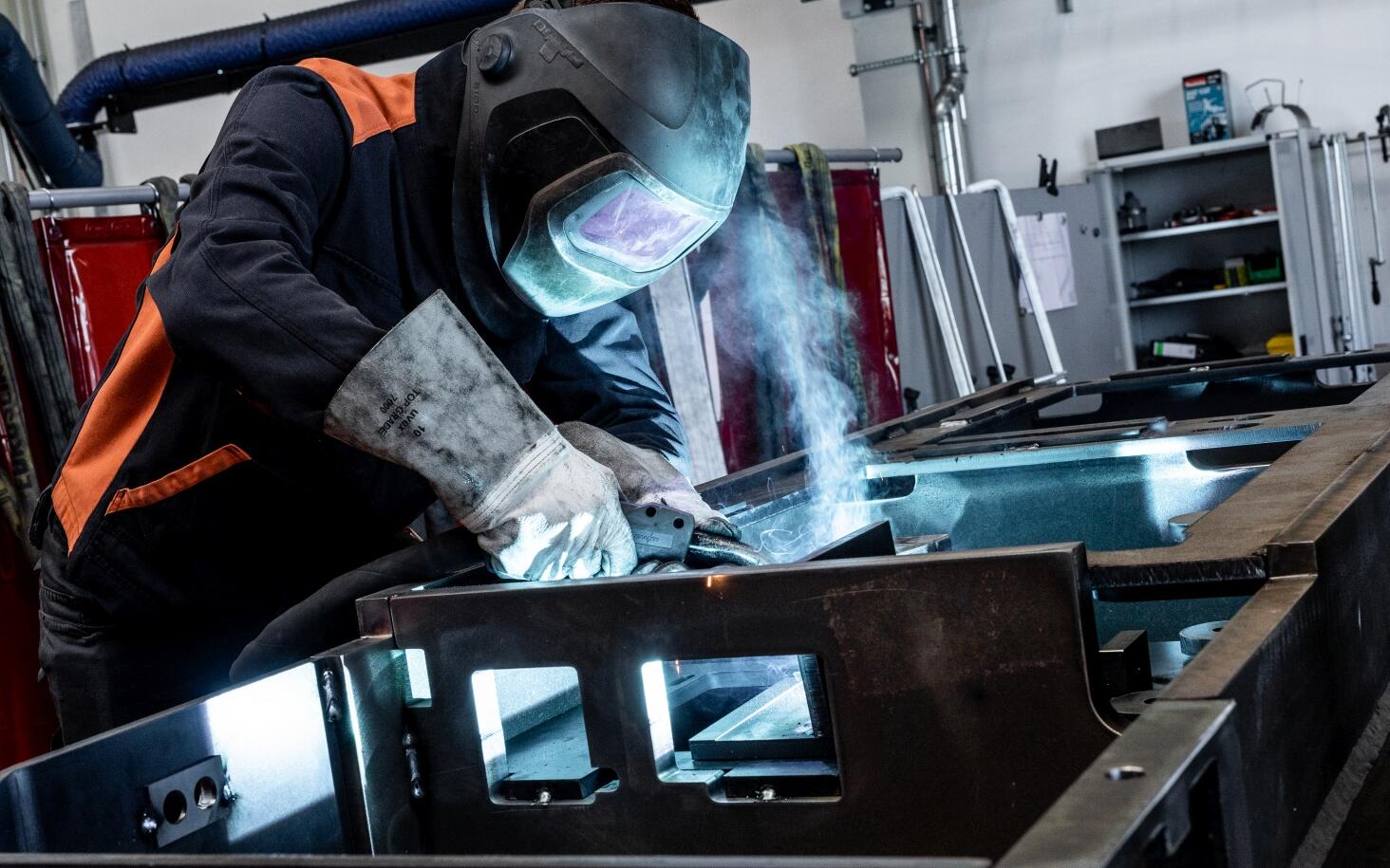 Industrial mechanic from HUBTEX – optimally protected