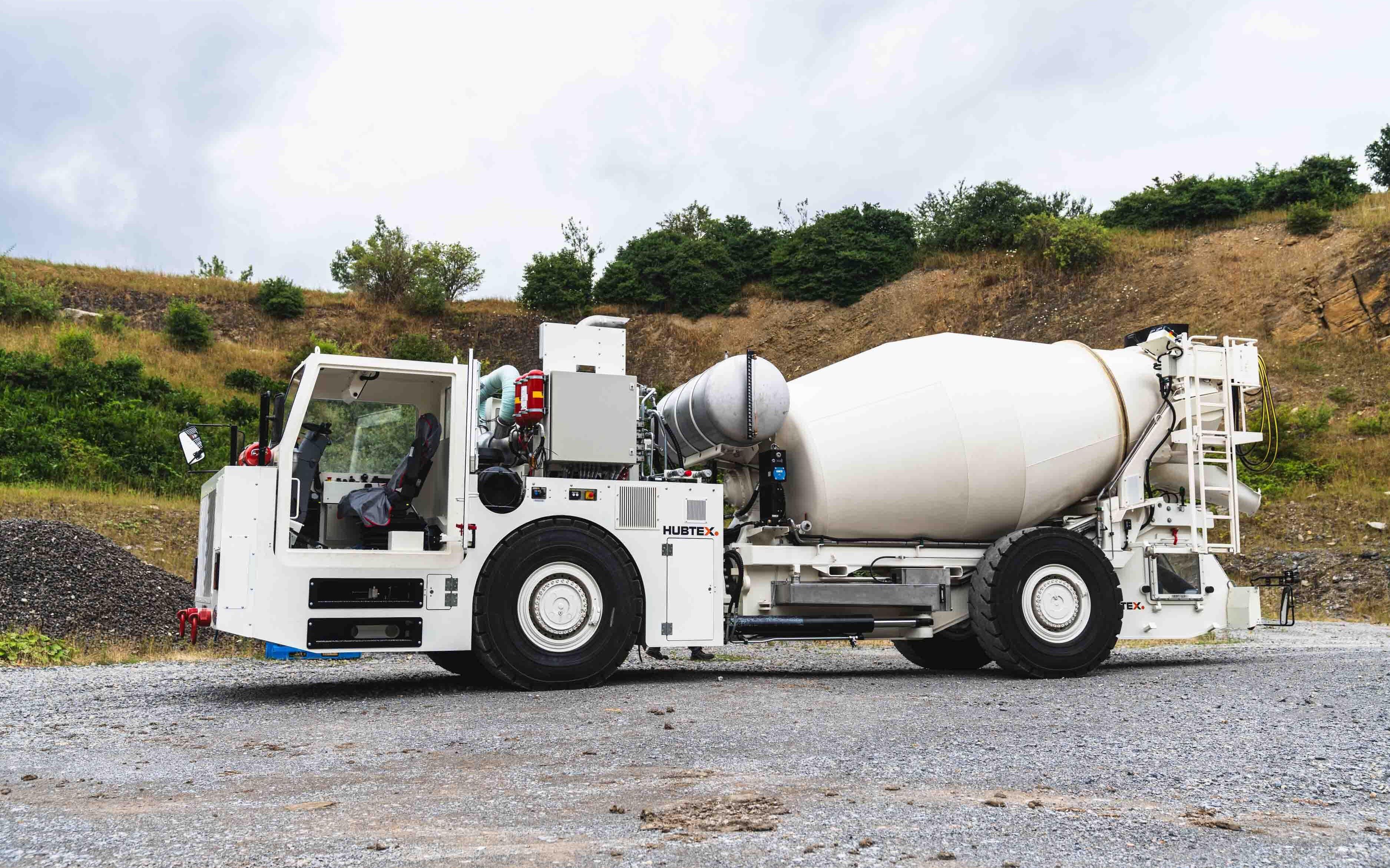 BGE: Side view of the HUBTEX Underground Backfill Transport Vehicle VTF