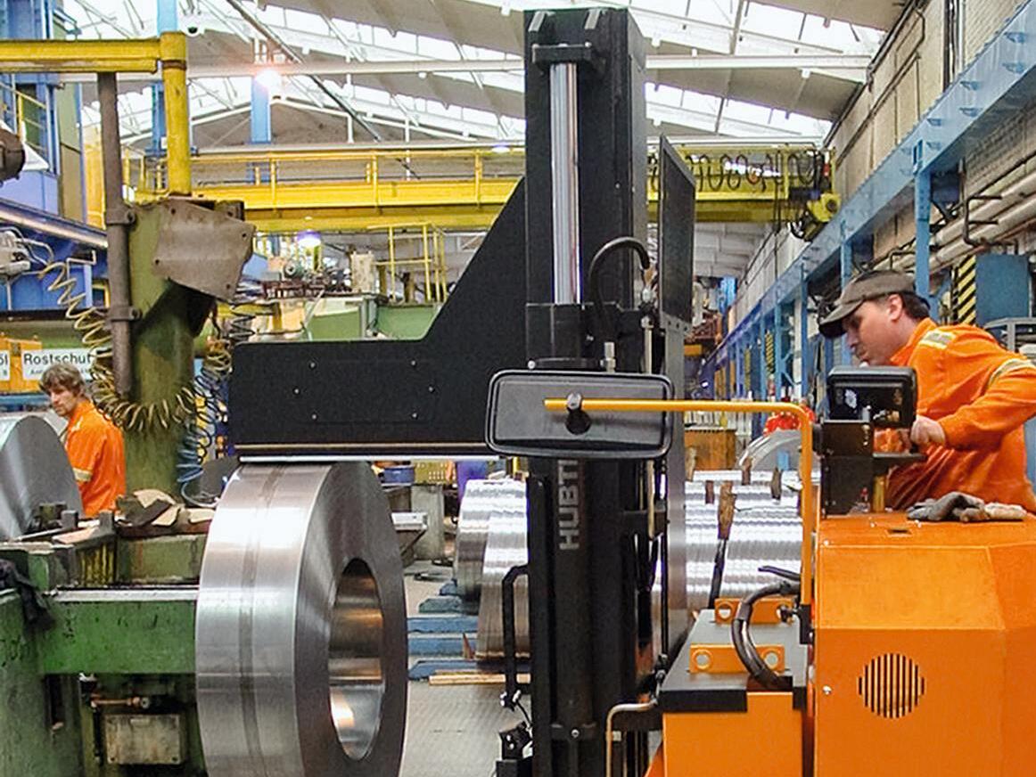 Coil transport the right handling solution HUBTEX