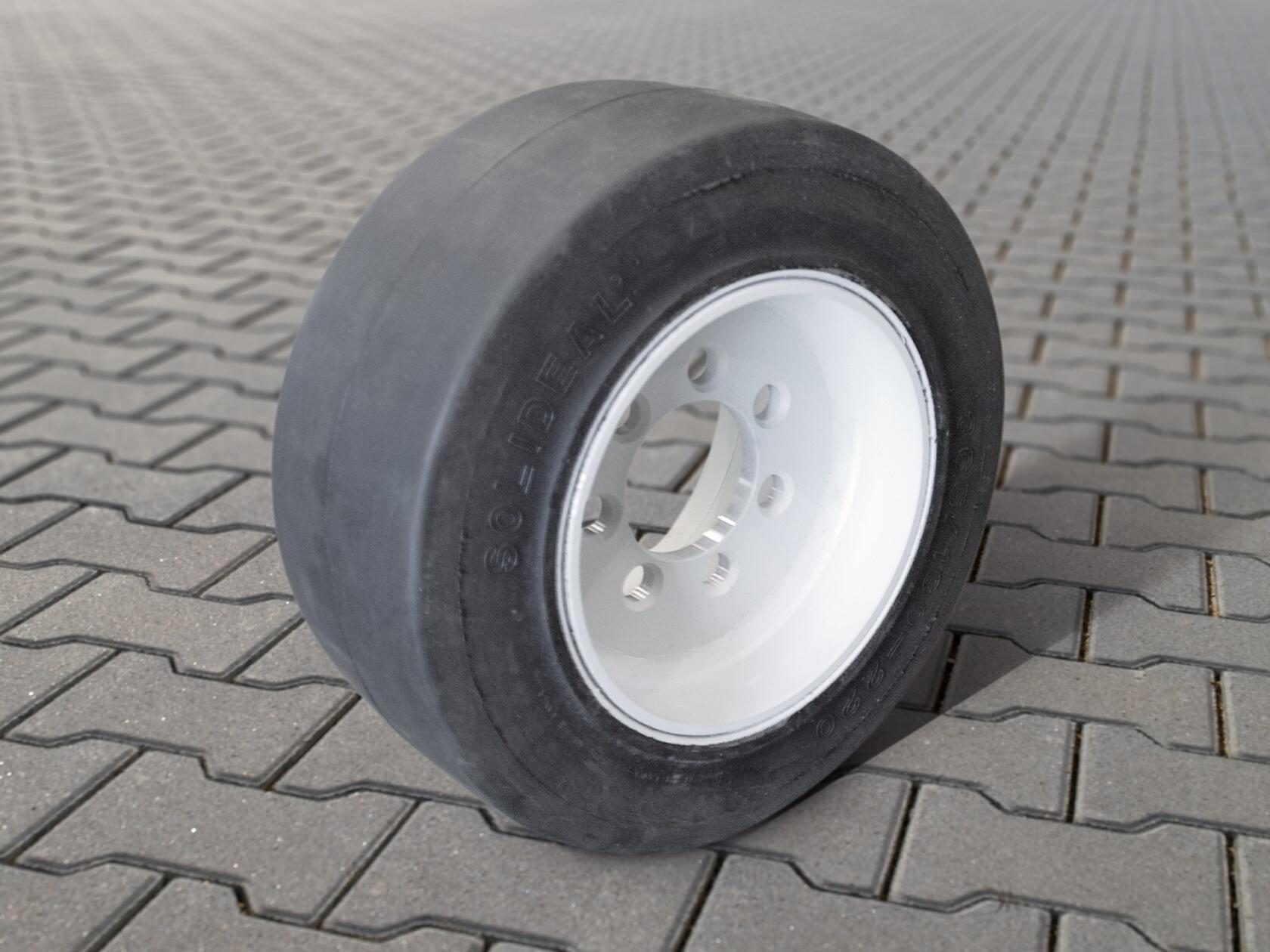 Elastic tires