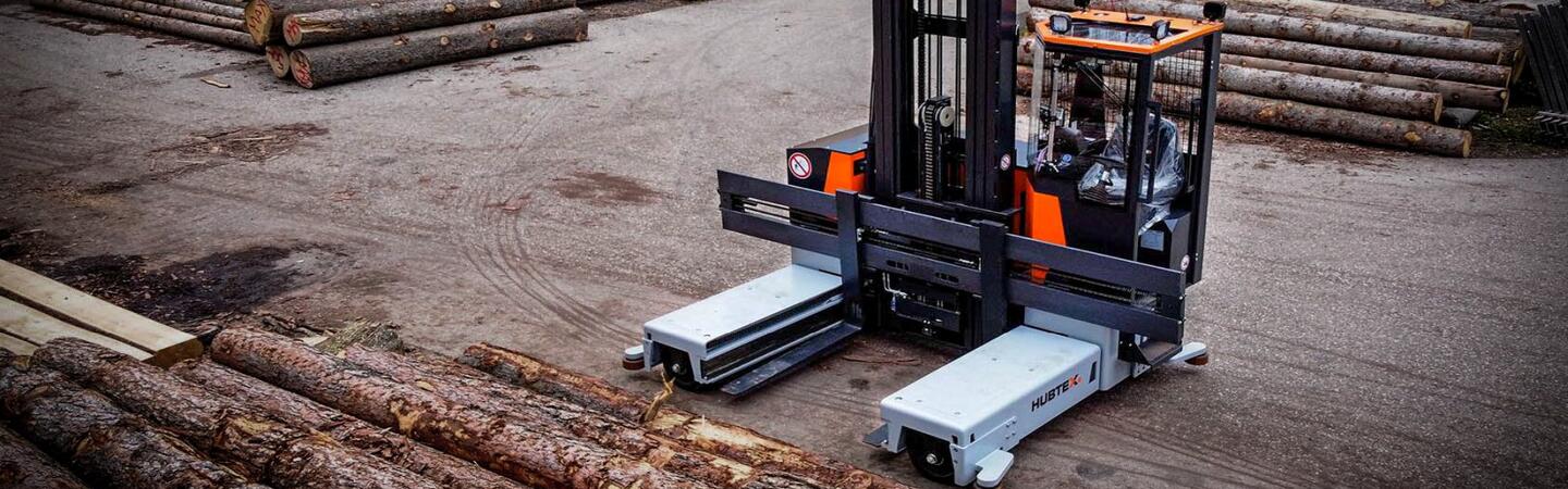 MaxX multi-directional forklift in the wood industry