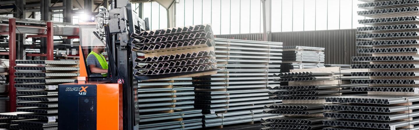 HUBTEX industry page for aluminum industry