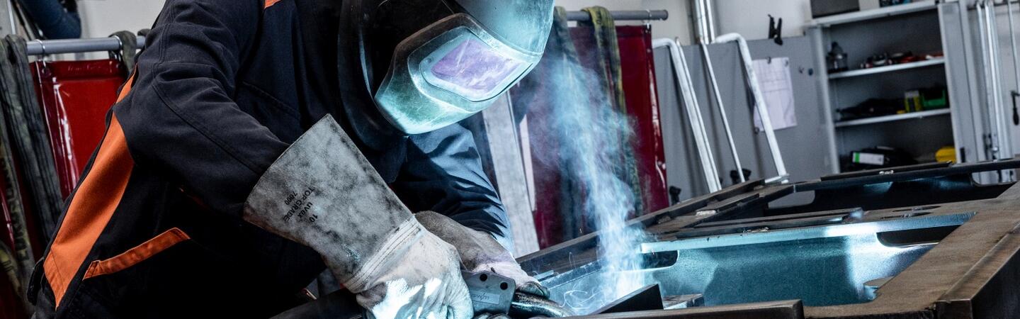 Industrial mechanic from HUBTEX – optimally protected