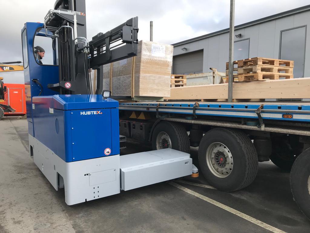 Meerwegzijlader van Hubtex in Echternach